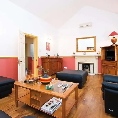 Vila Puerto Del Carmen Sleeps 6 Air Con Wifi